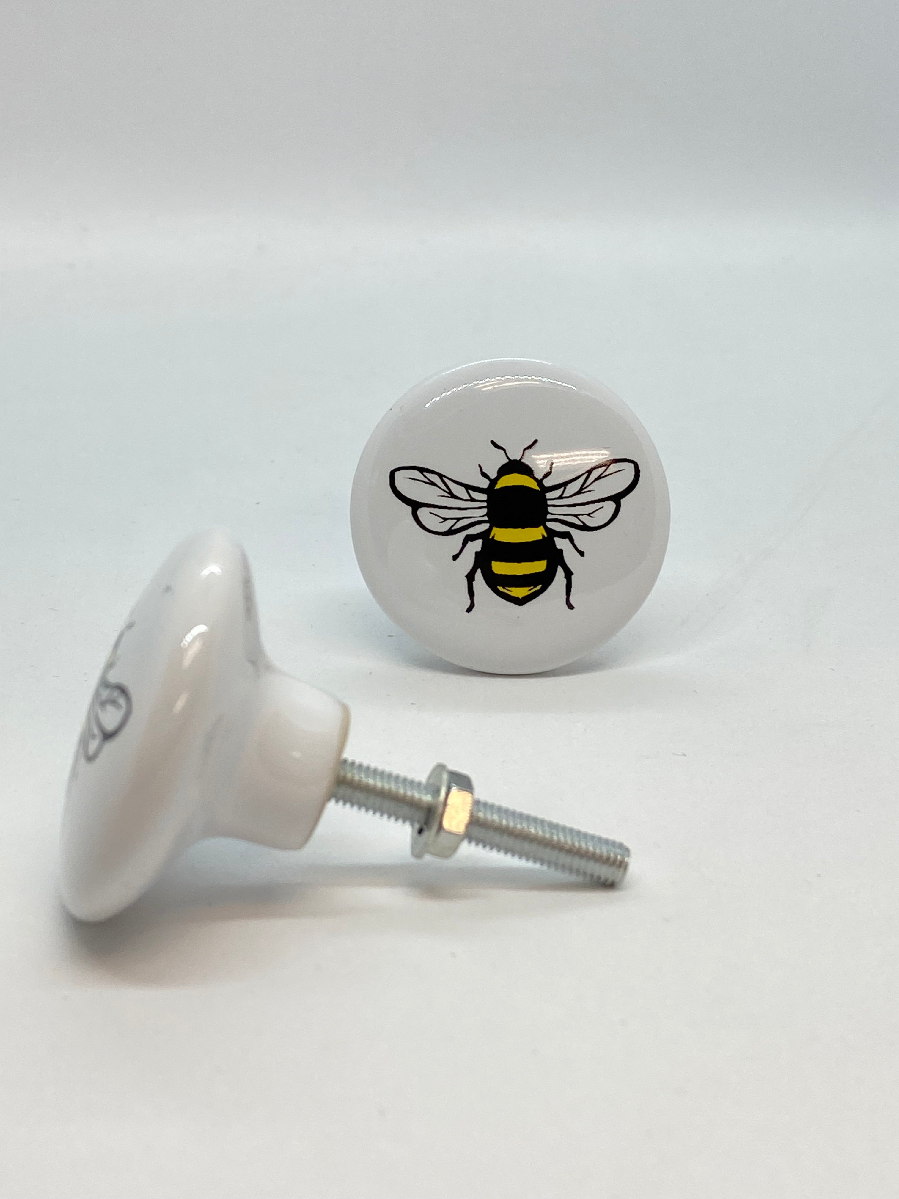 Knob- Bee