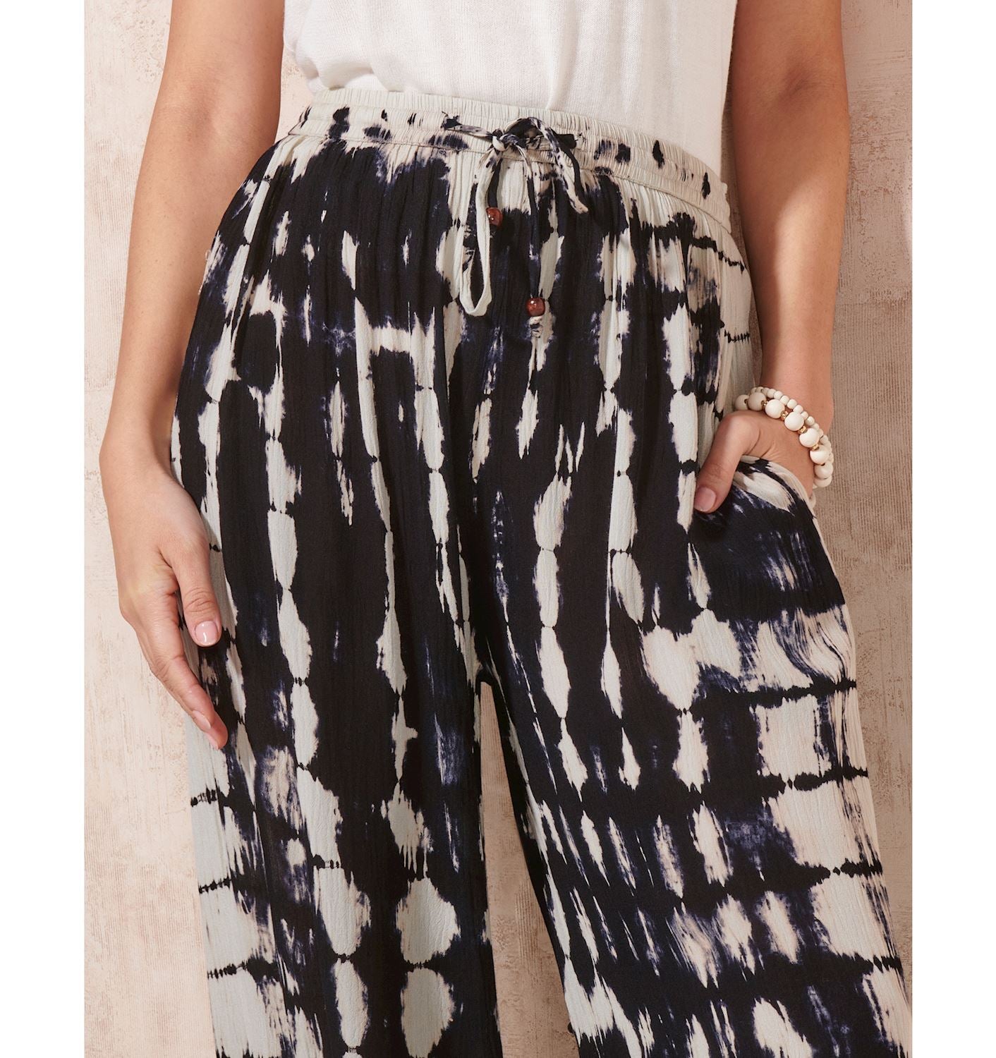 Flowy Tie-Dye Pant, Black & White